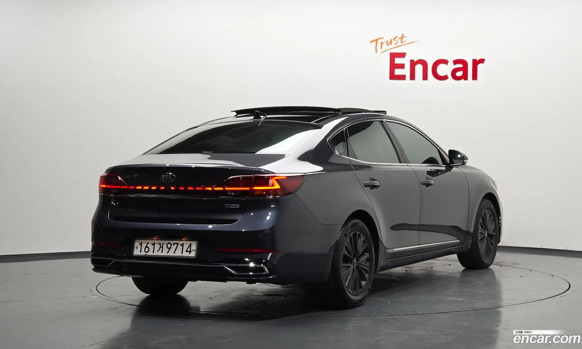 Kia K7 Premier Hybrid 2019 — 13