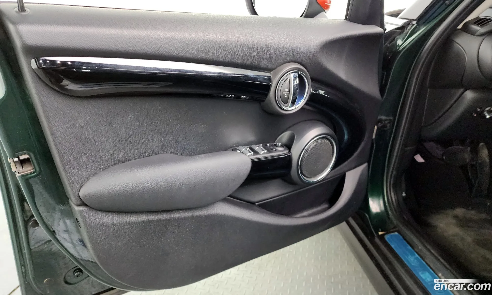 Mini Cooper S 2018 WMWXU3102K2D47095 — 19
