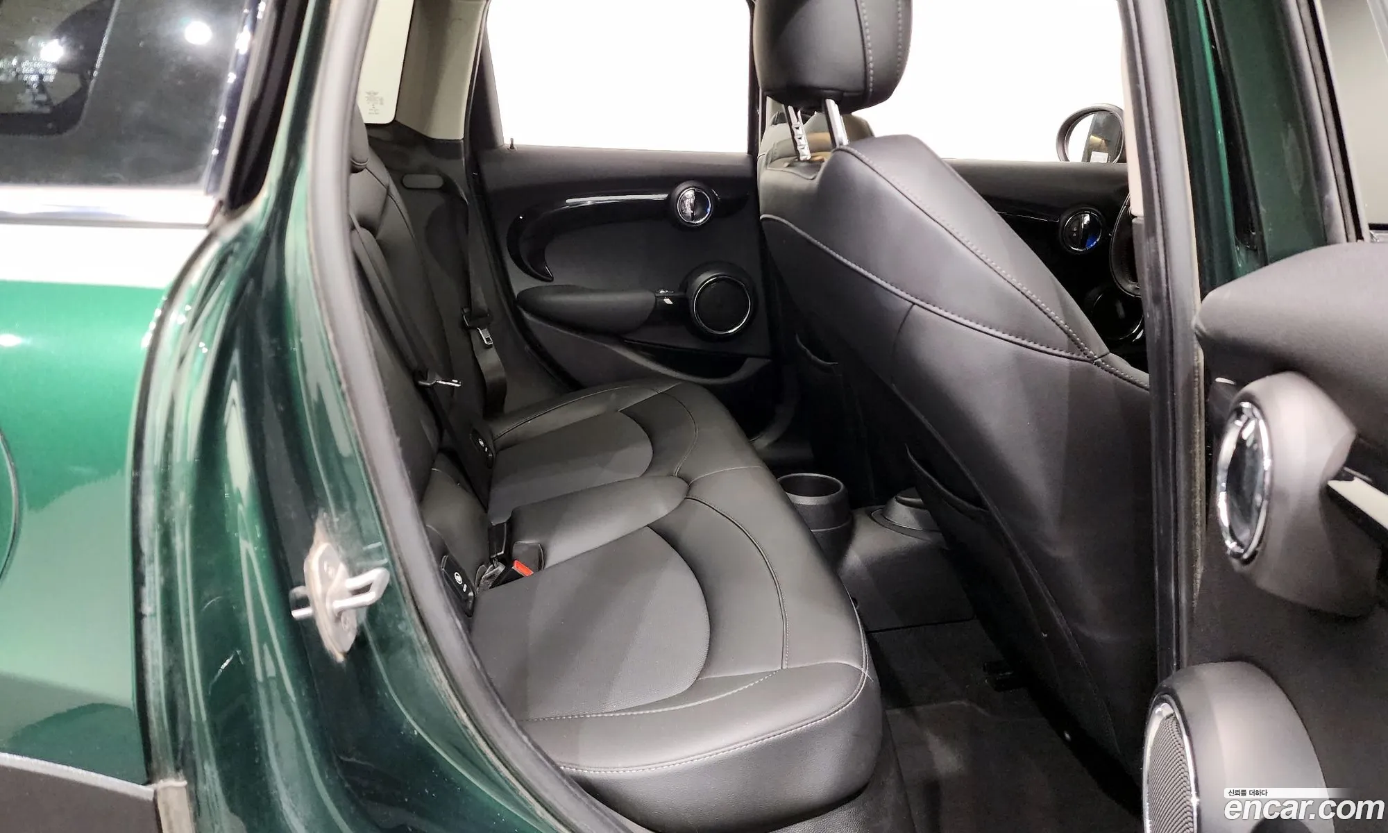 Mini Cooper S 2018 WMWXU3102K2D47095 — 26