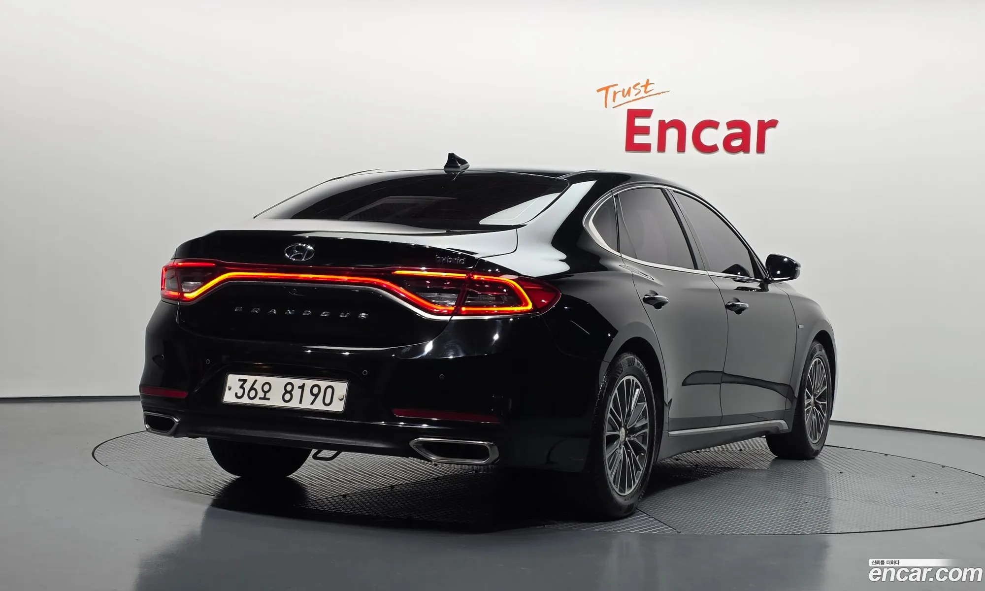 Hyundai Grandeur IG Hybrid 2017 — 17