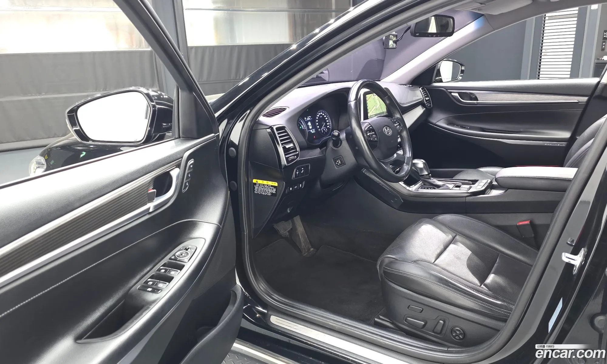 Hyundai Grandeur IG Hybrid 2017 — 13