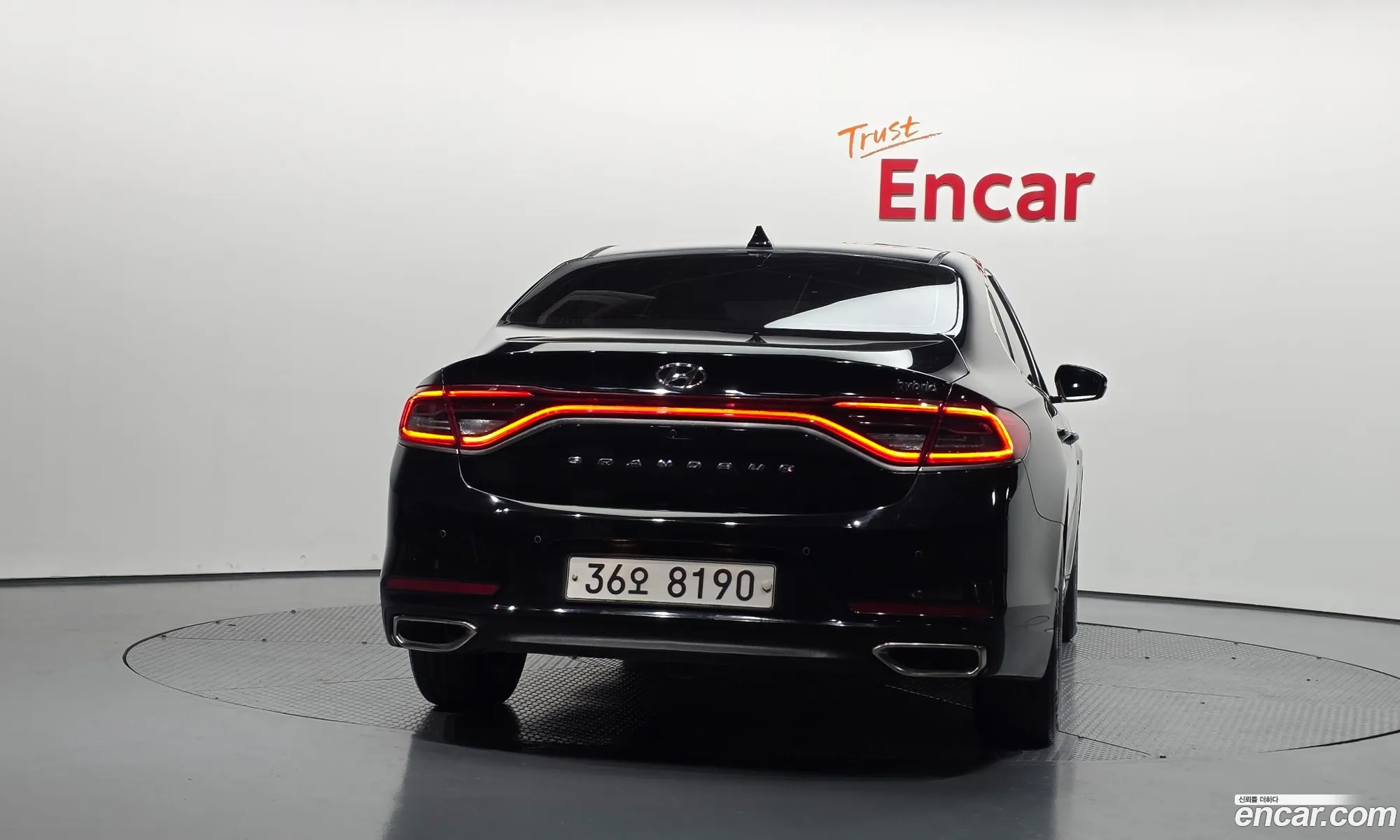 Hyundai Grandeur IG Hybrid 2017 — 18