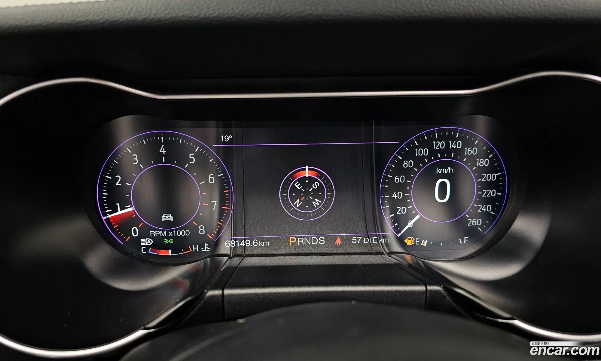 Ford Mustang 2022 — 9