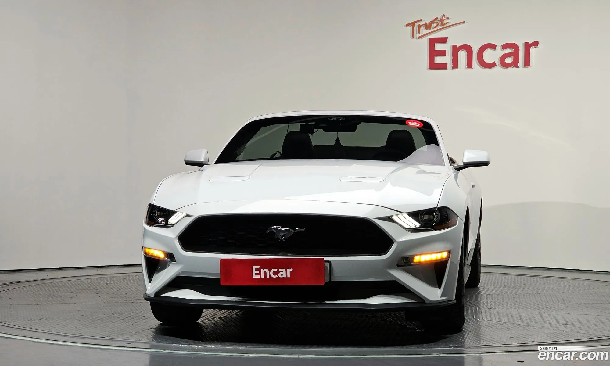 Ford Mustang 2022 — 26