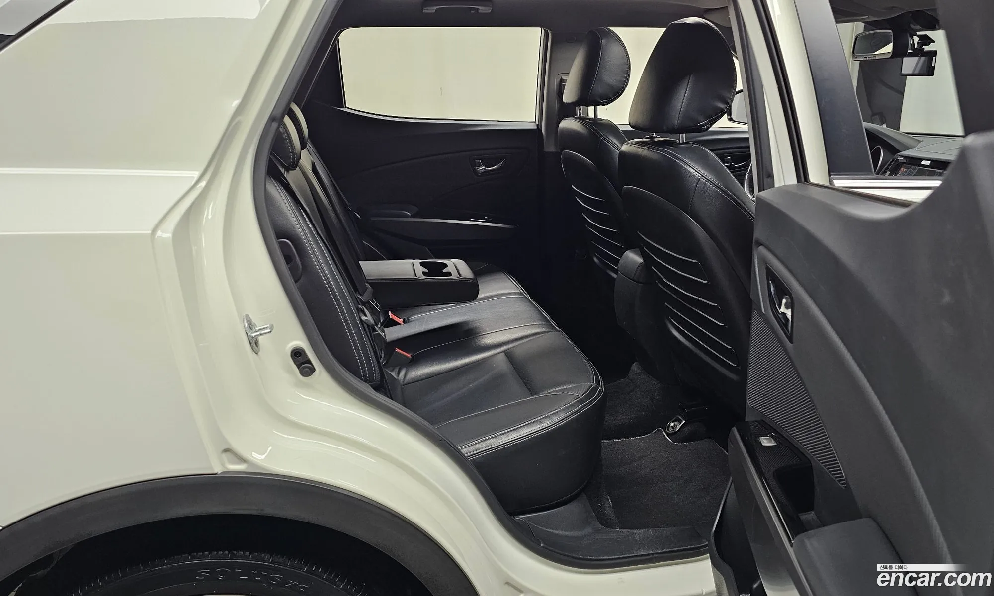 KG Mobility (SsangYong) Tivoli Air 2017 — 5