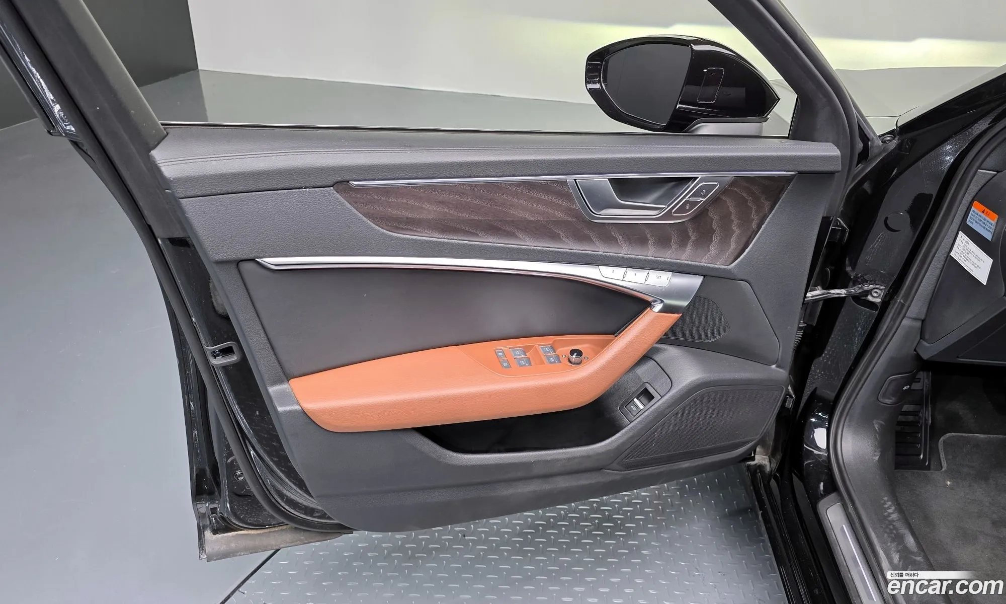 Audi A6 2022 WAUZZZF25NN055934 — 9