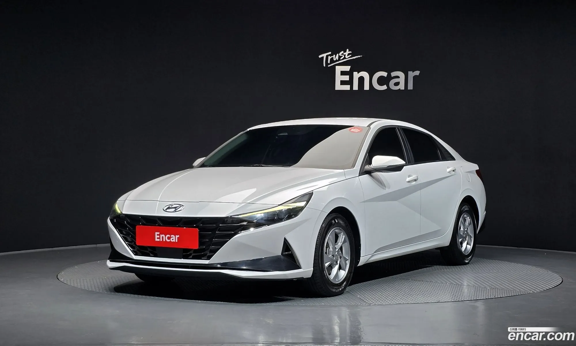 Hyundai Elantra 2021 — 28