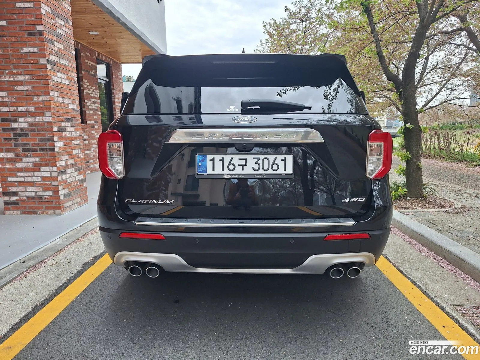 Ford Explorer 6th Gen 2021 — 5