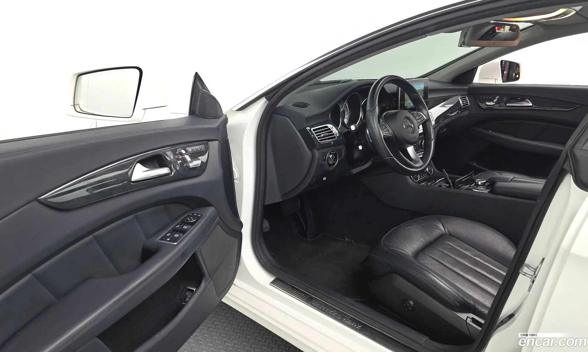 Mercedes-Benz CLS-Class W218 2016 — 20