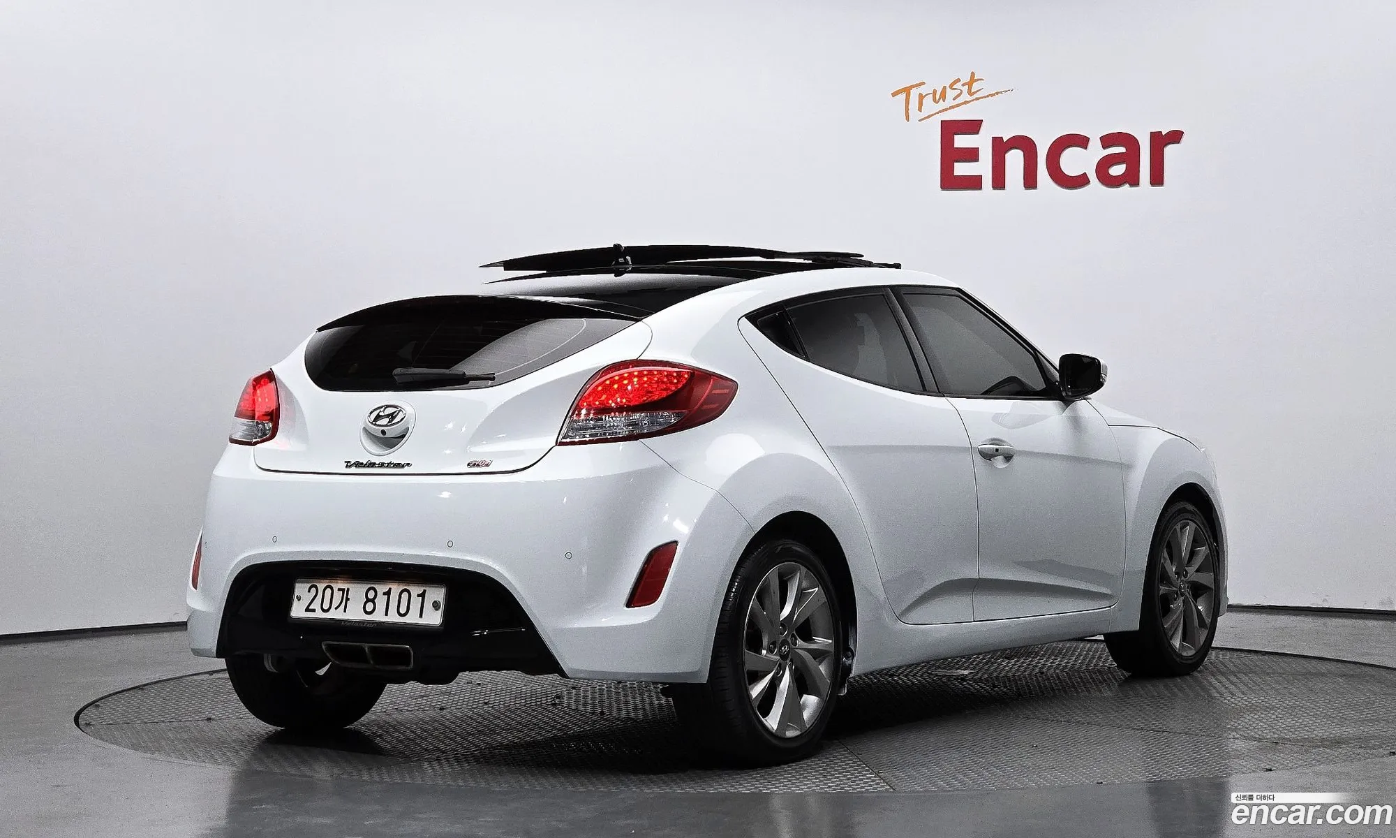 Hyundai Veloster 2015 — 17