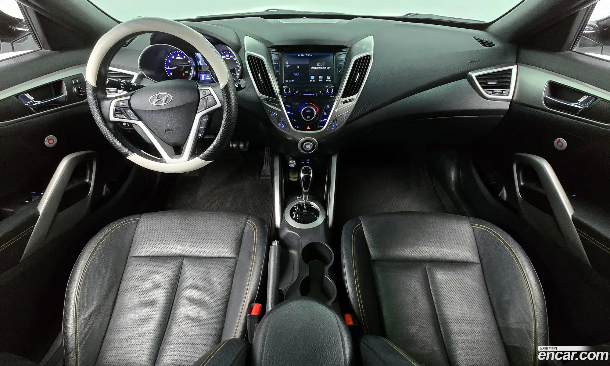 Hyundai Veloster 2015 — 10