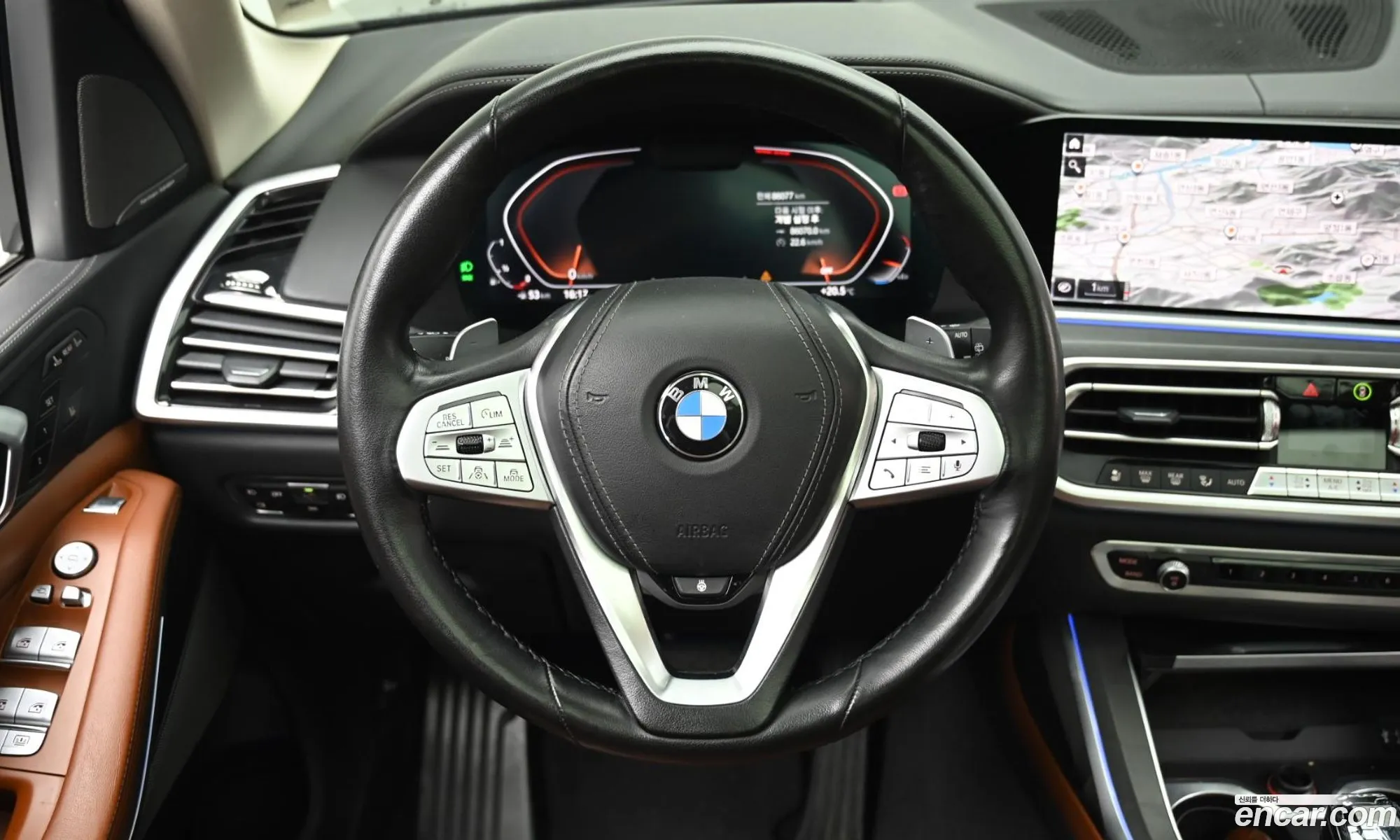 BMW X7 2021 WBACW2104M9F97726 — 9