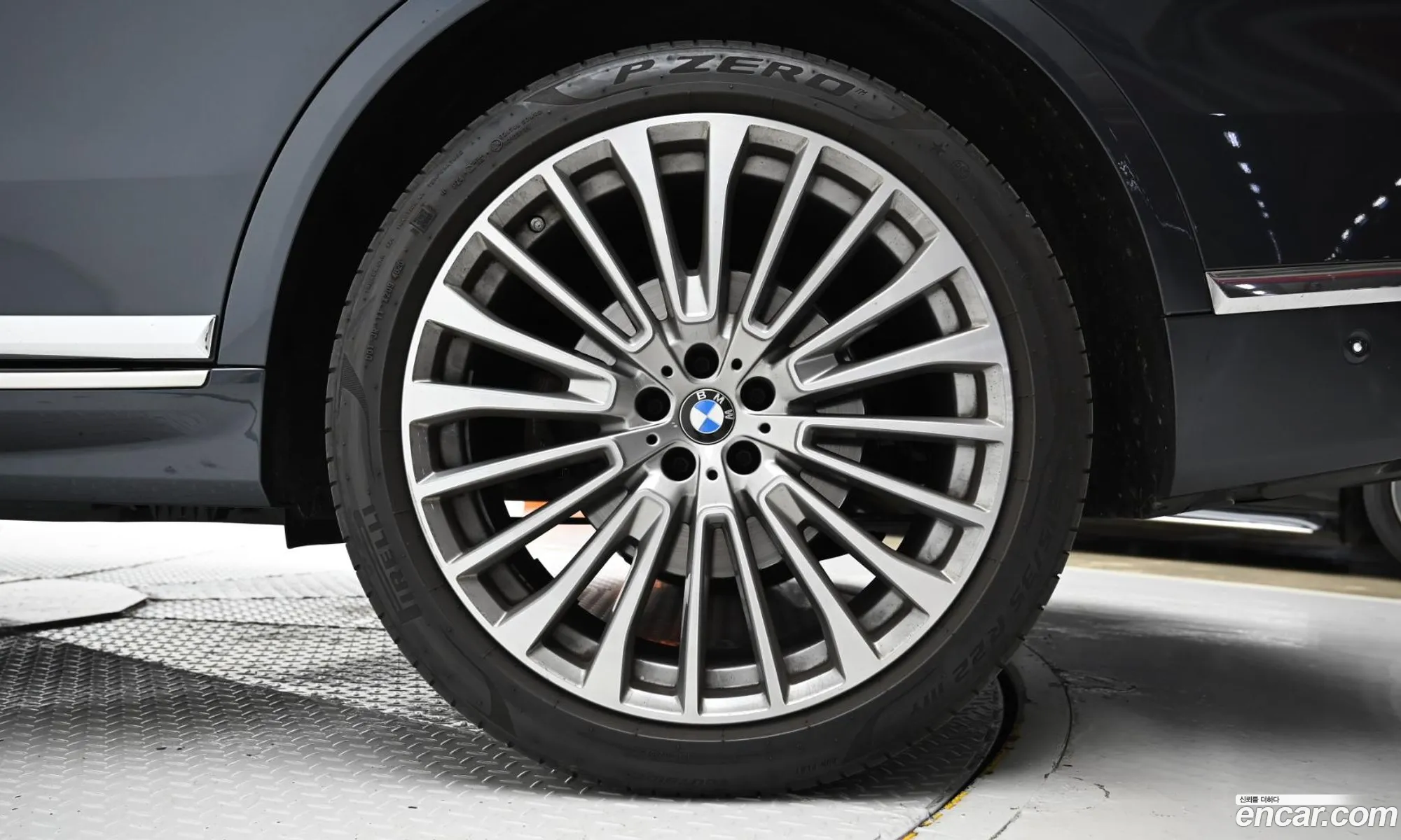 BMW X7 2021 WBACW2104M9F97726 — 10