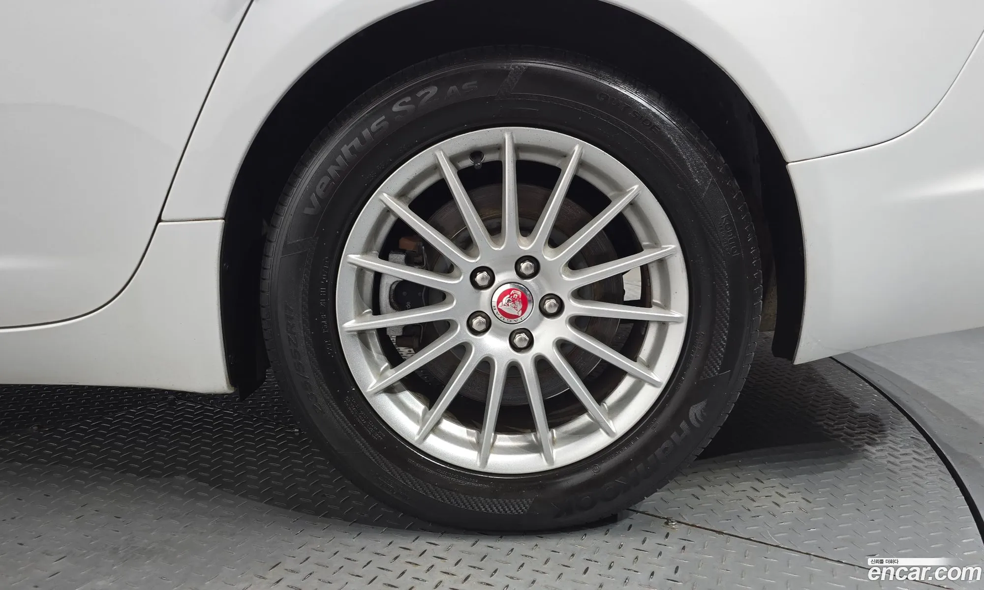 Jaguar XF 2014 — 20