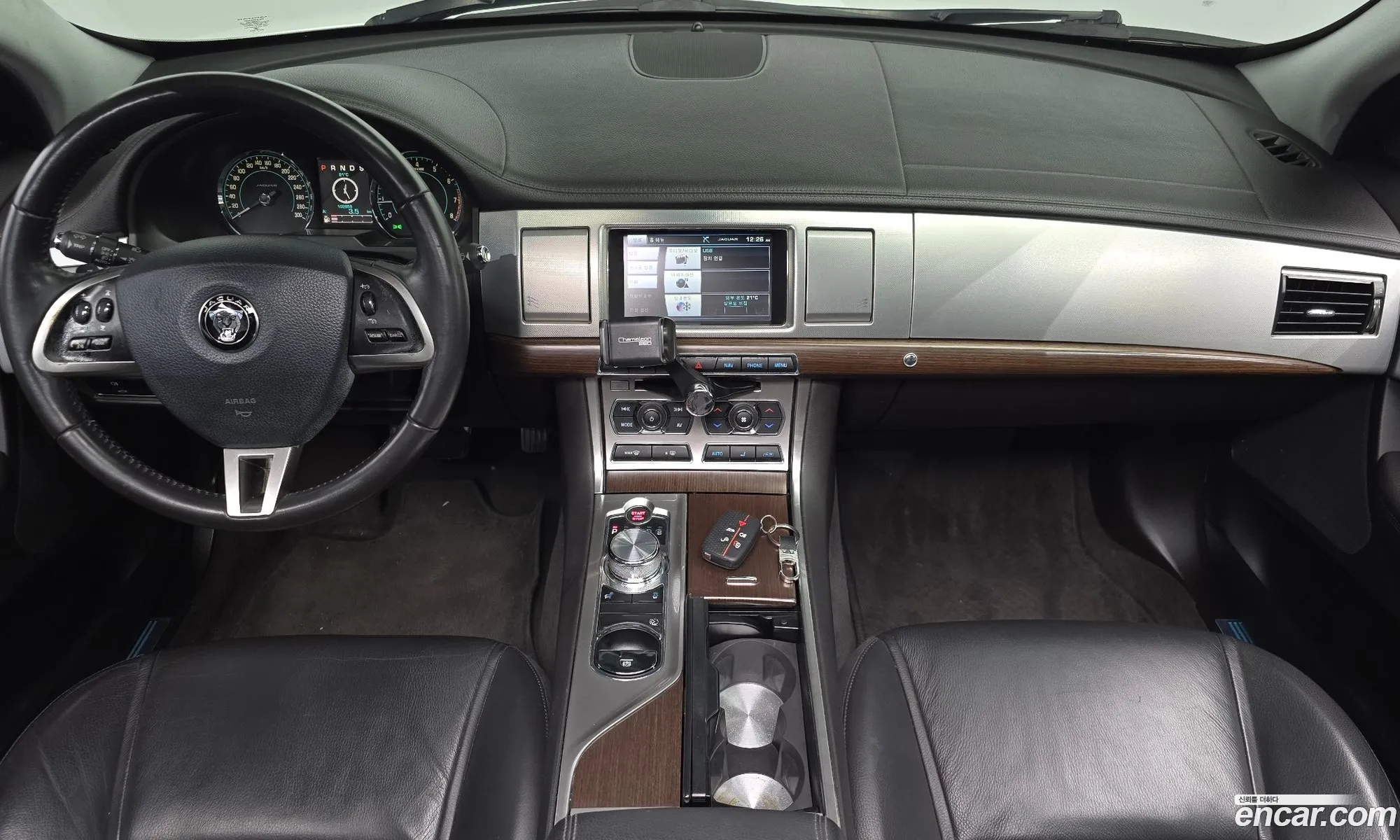Jaguar XF 2014 — 29