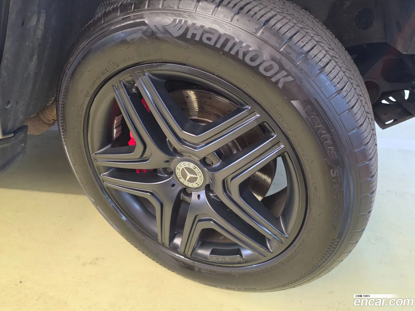 Mercedes-Benz G-Class W463 2015 — 17