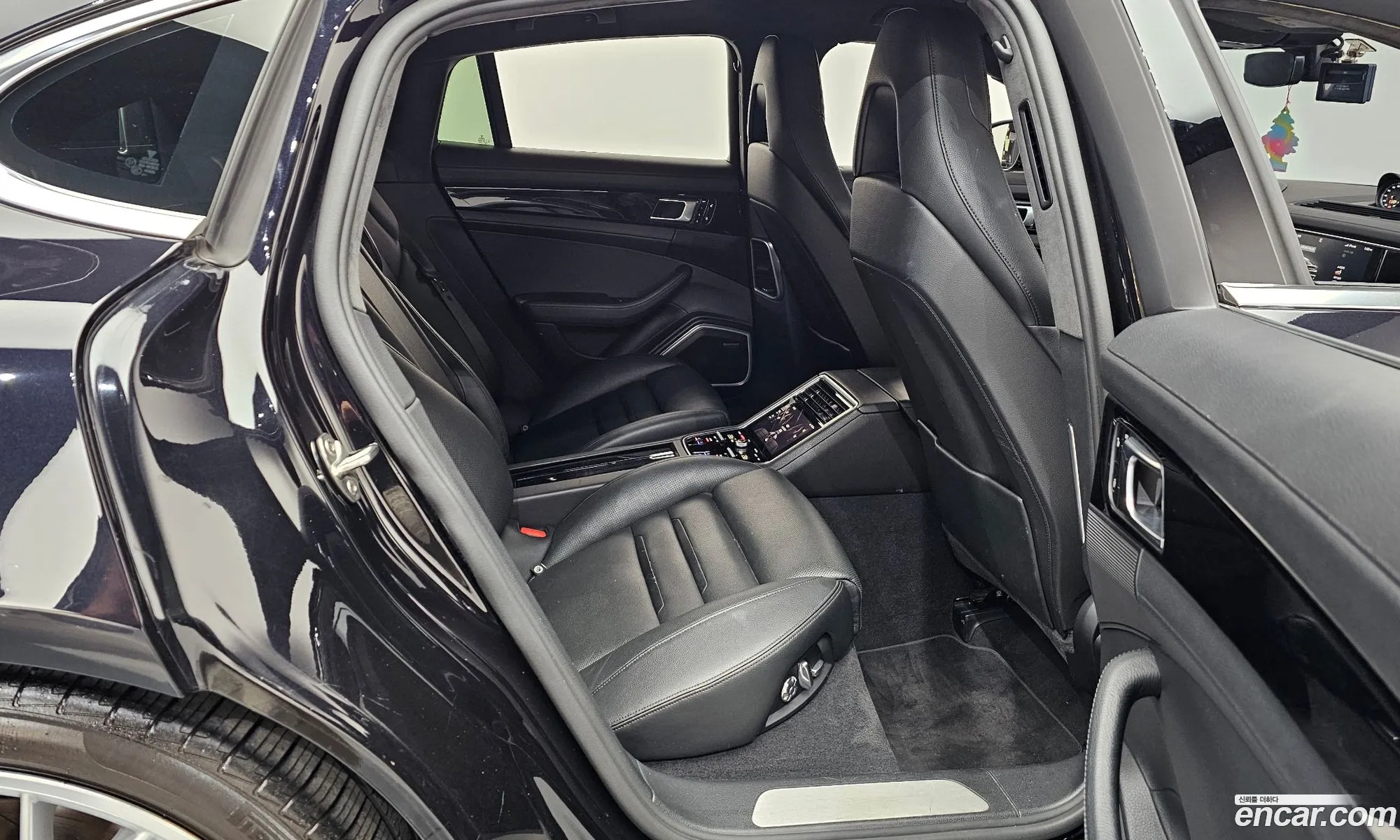 Porsche Panamera 2017 WP0AB2970HL121437 — 33