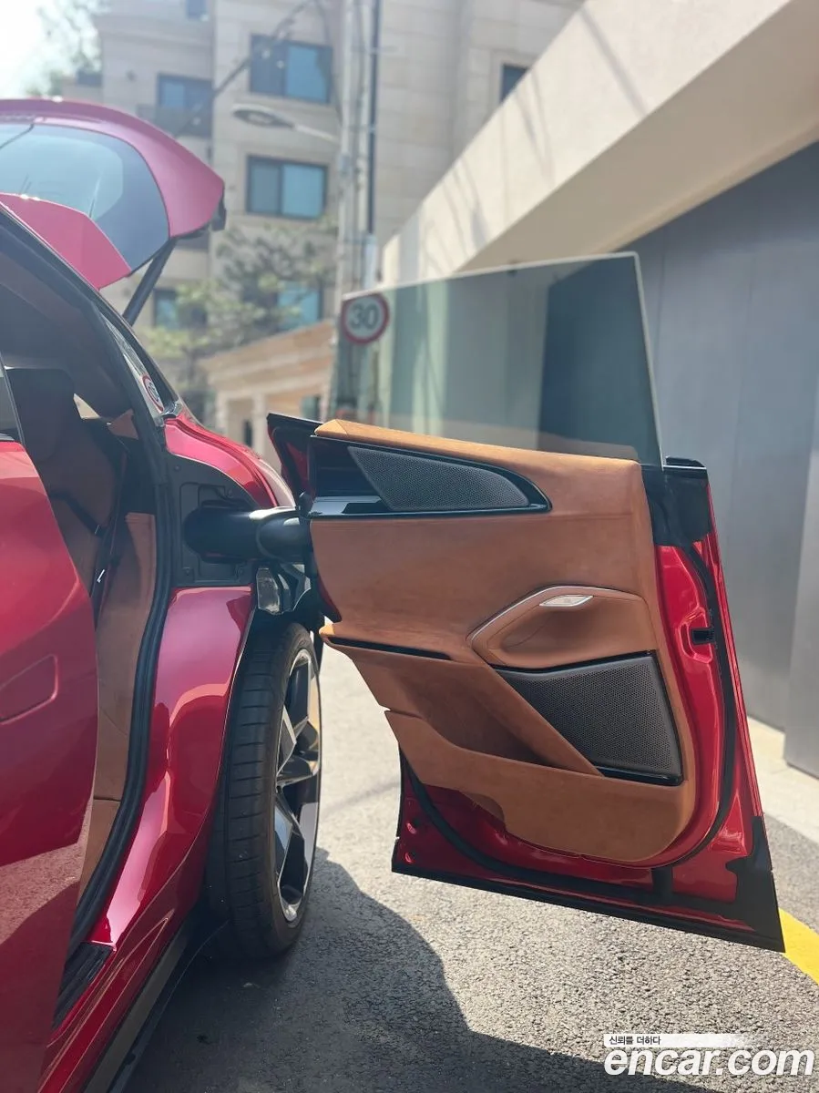 Ferrari Purosangue 2025 — 20