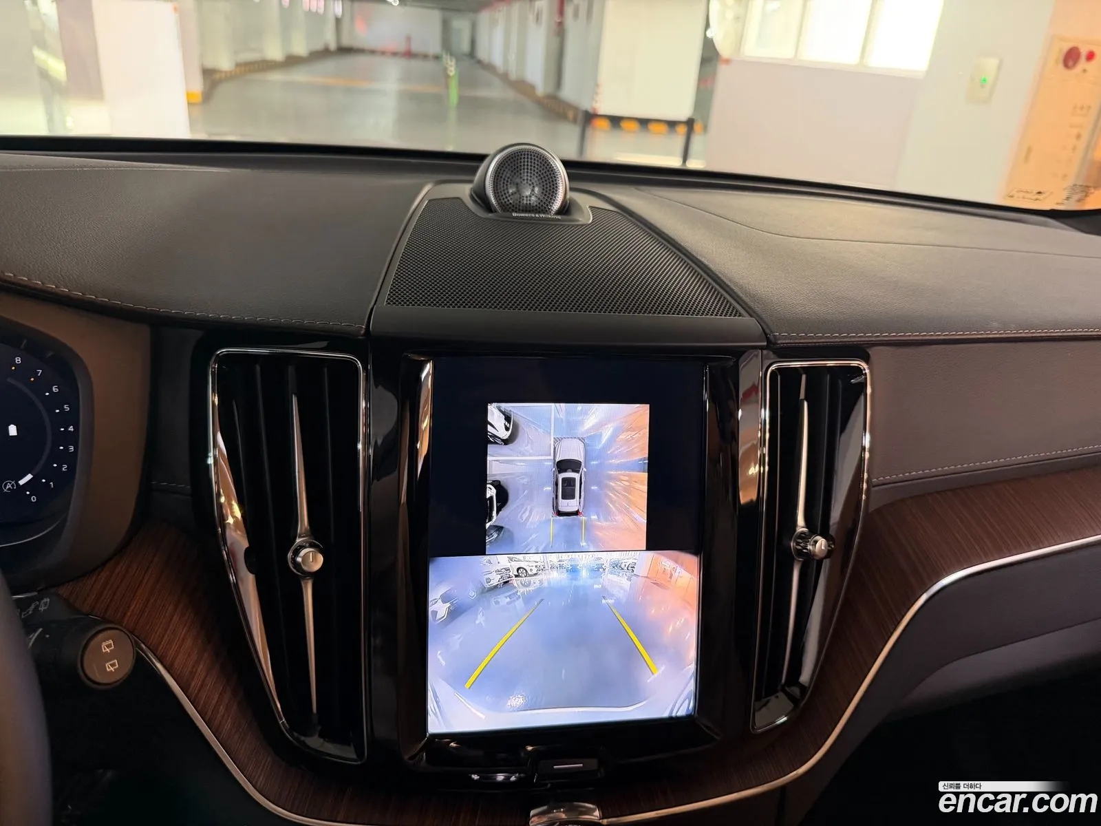 Volvo XC60 2024 — 16