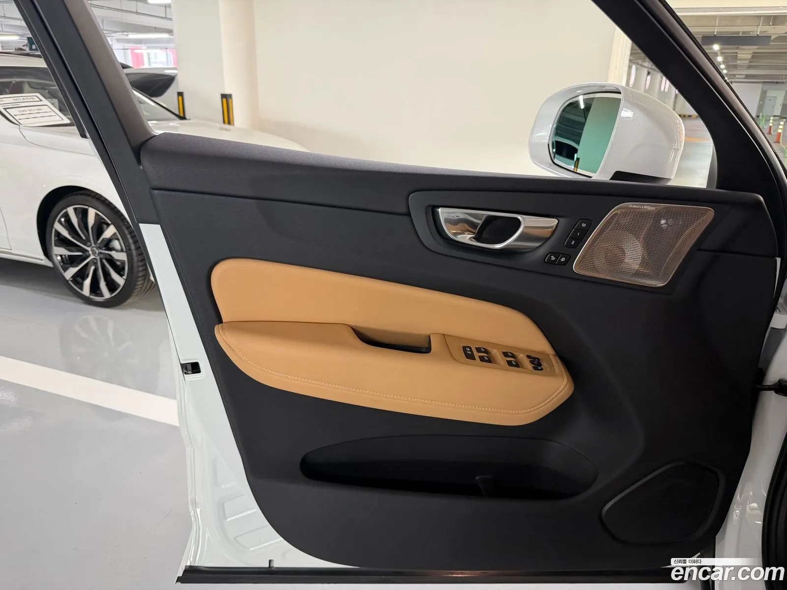 Volvo XC60 2024 — 14