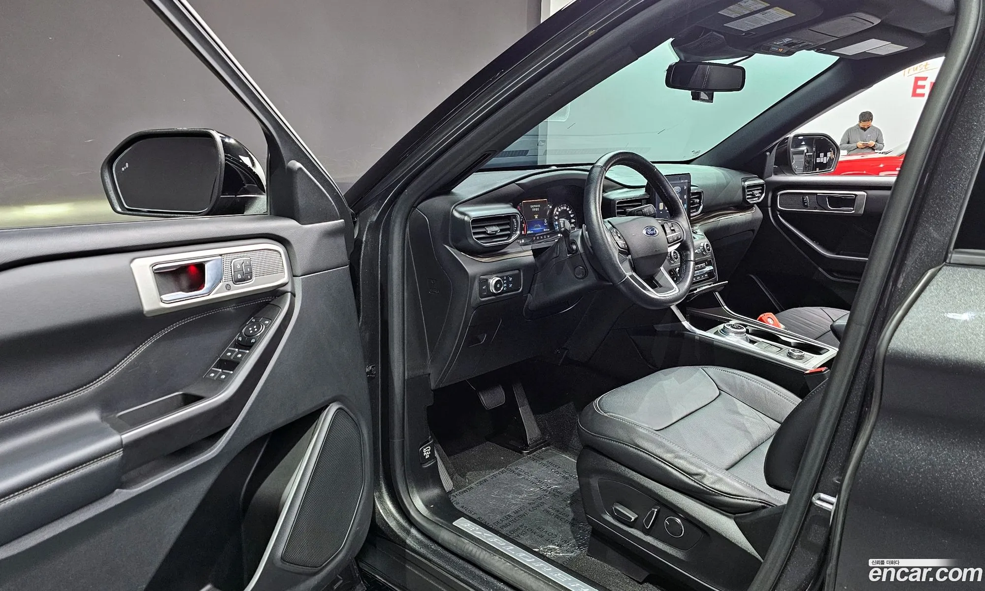 Ford Explorer 6th Gen 2020 1FMSK8FH2LGB99008 — 9