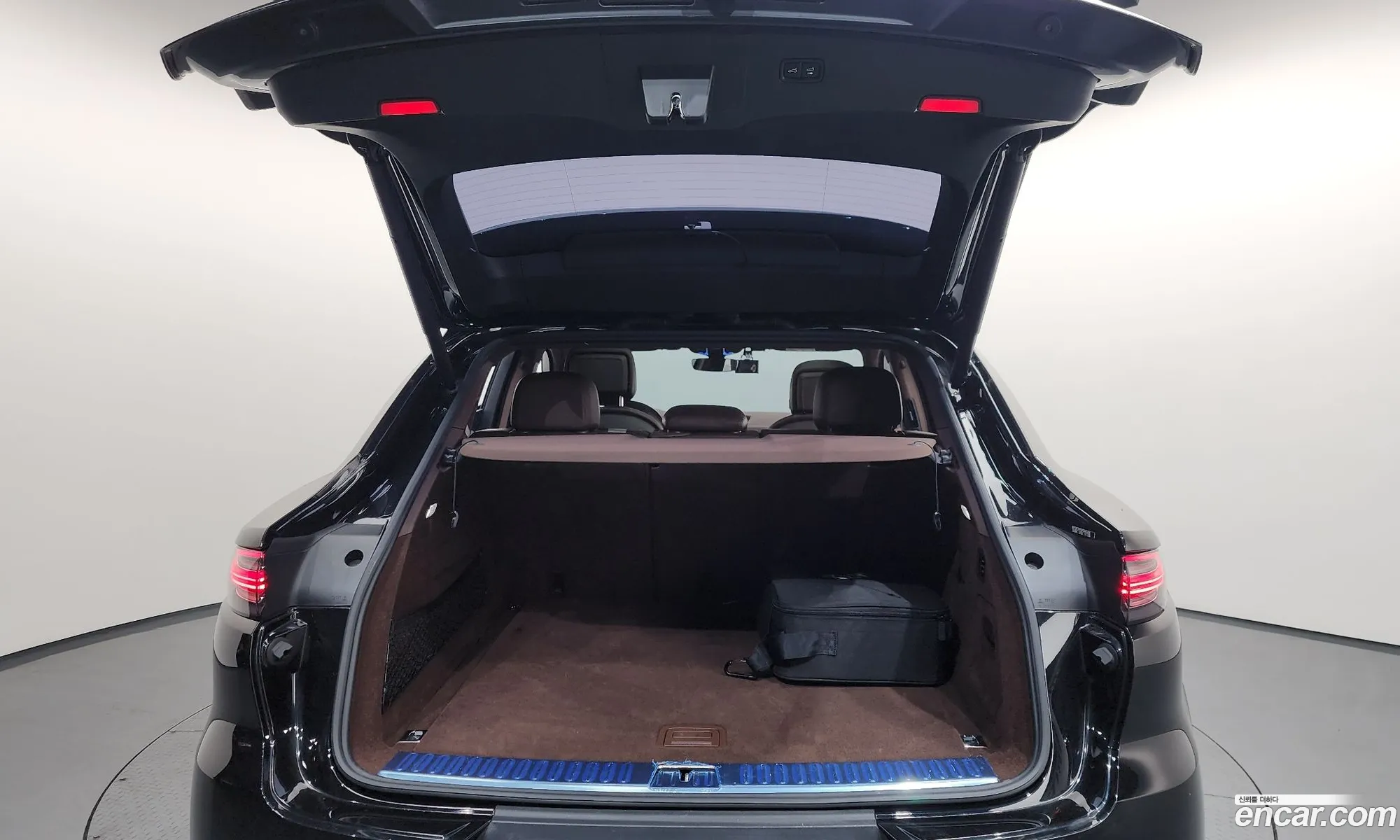 Porsche Cayenne 2023 WP1BE29Y9PDA41484 — 12
