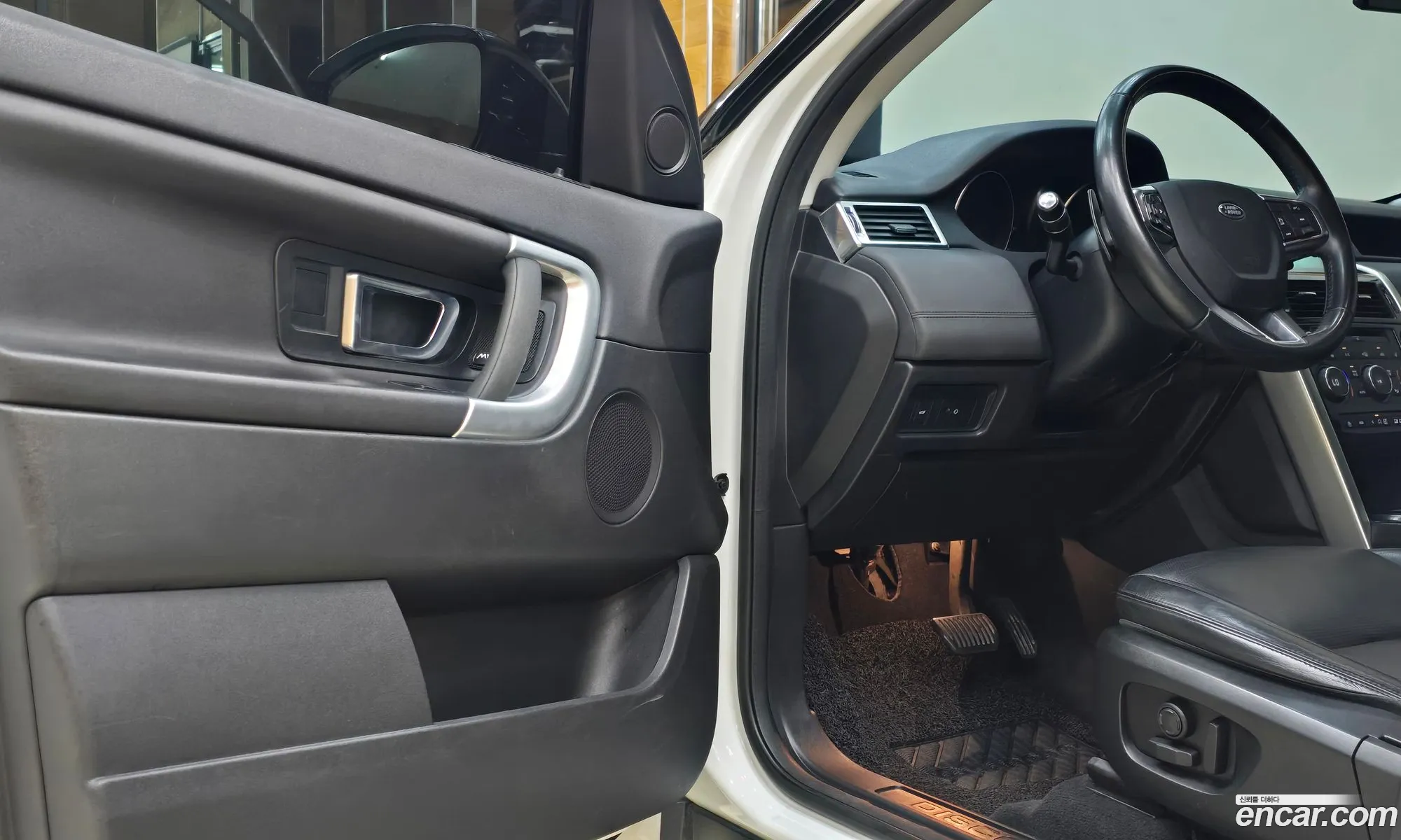 Land Rover Discovery Sport 2018 — 10