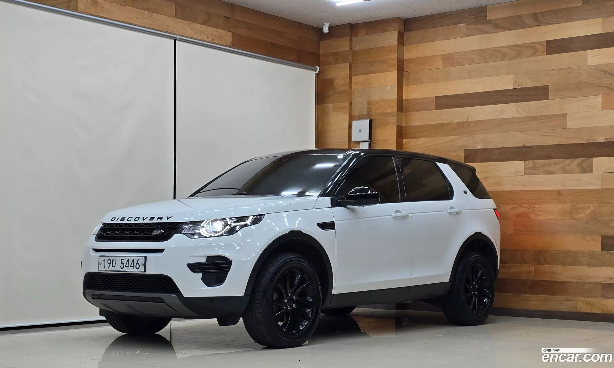 Land Rover Discovery Sport 2018 — 16