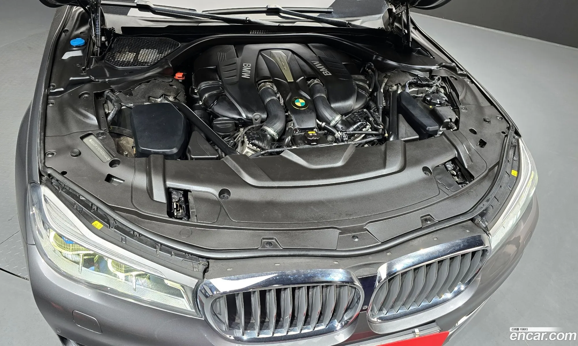 BMW 7 Series 2016 WBA7F2107GG524445 — 7