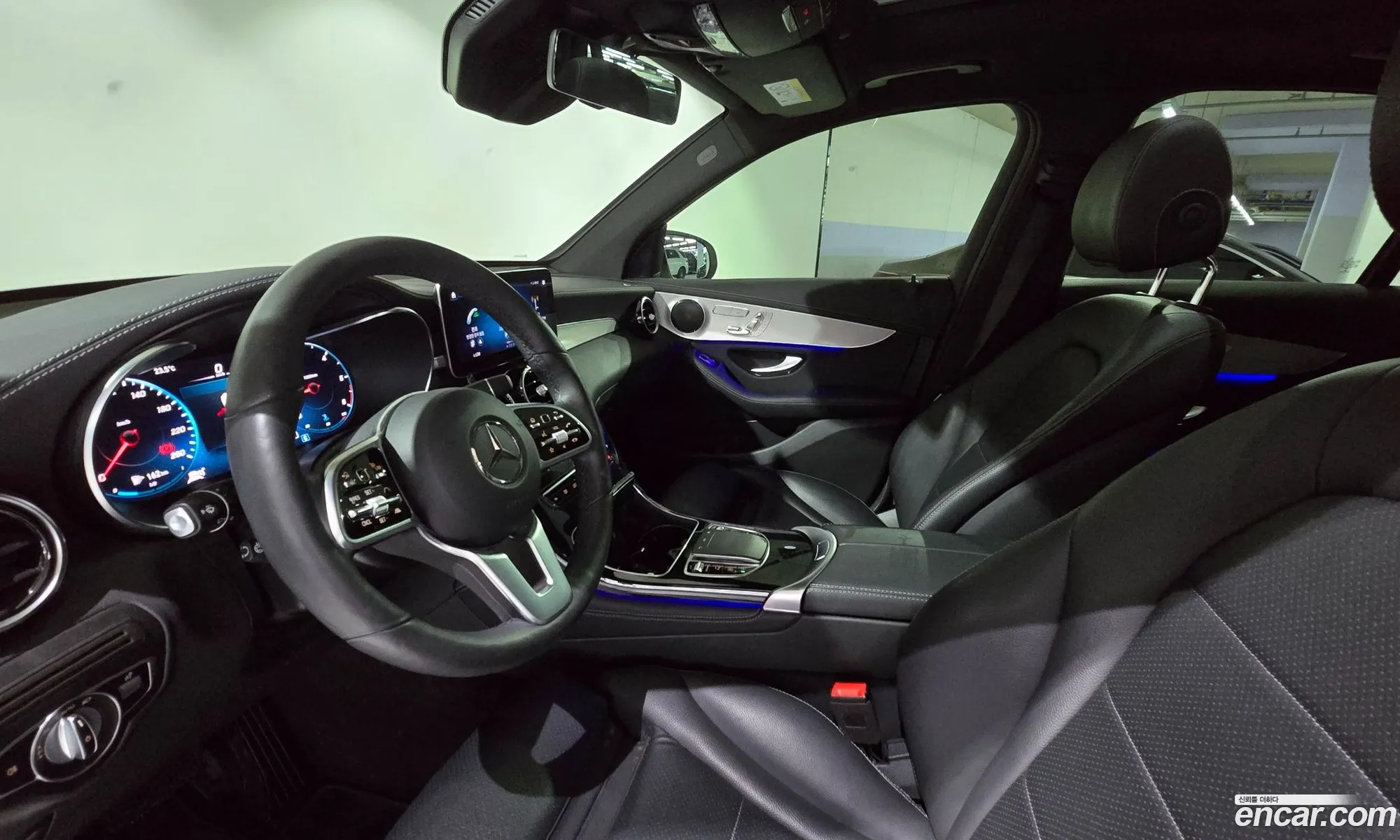 Mercedes-Benz GLC-Class X253 2021 — 19