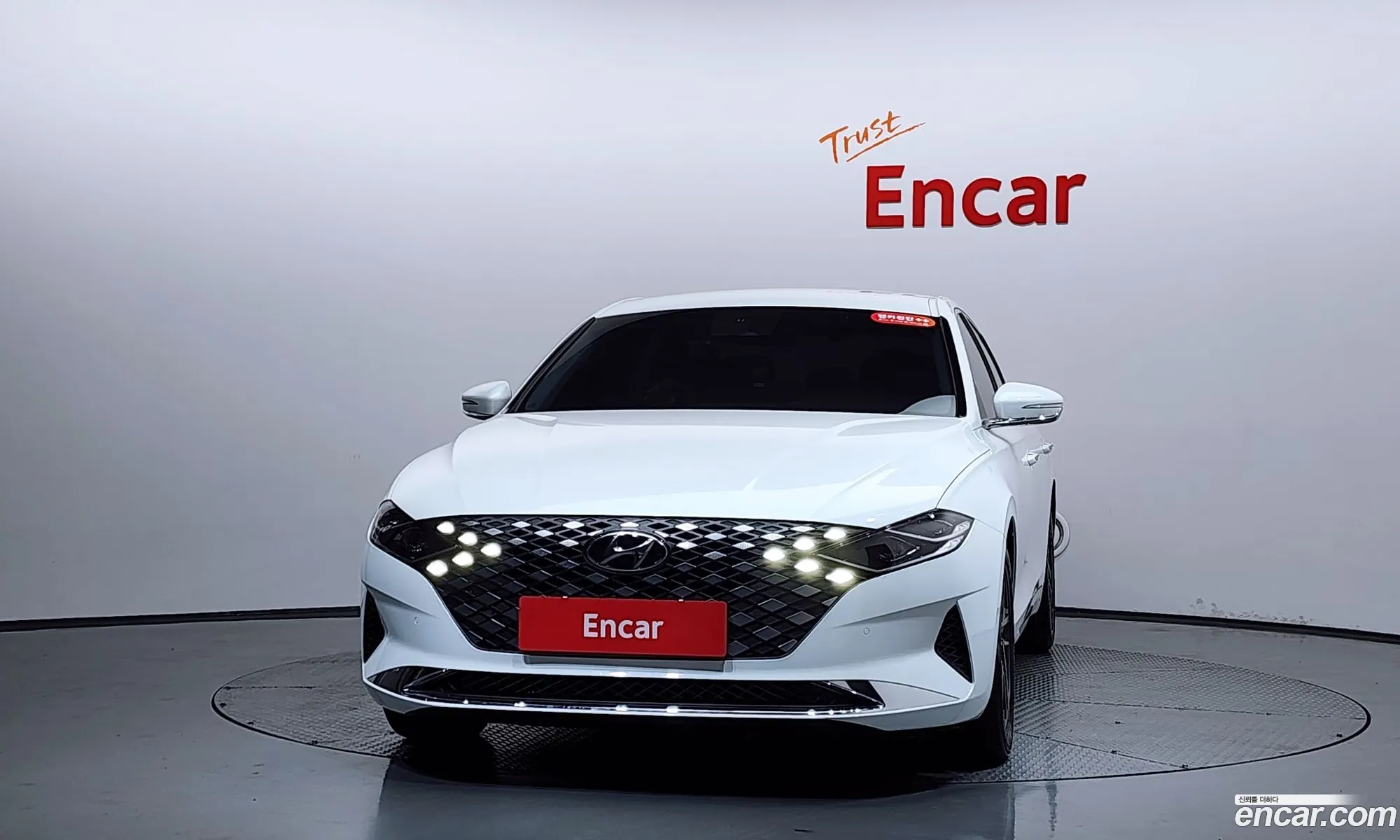 Hyundai Grandeur IG 2020 — 23