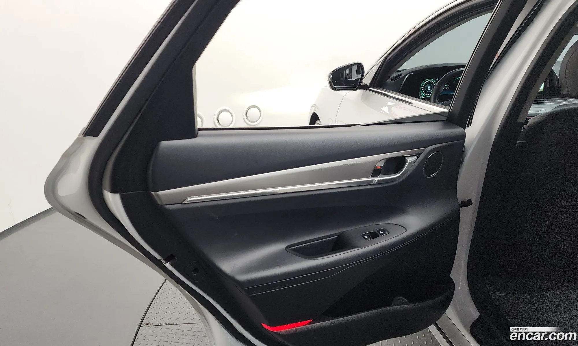Hyundai Grandeur IG 2020 — 16