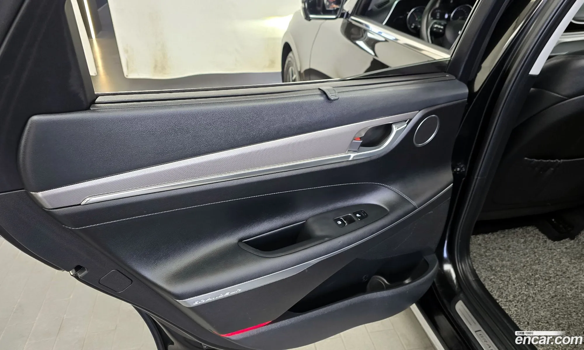 Hyundai Grandeur IG Hybrid 2021 — 2