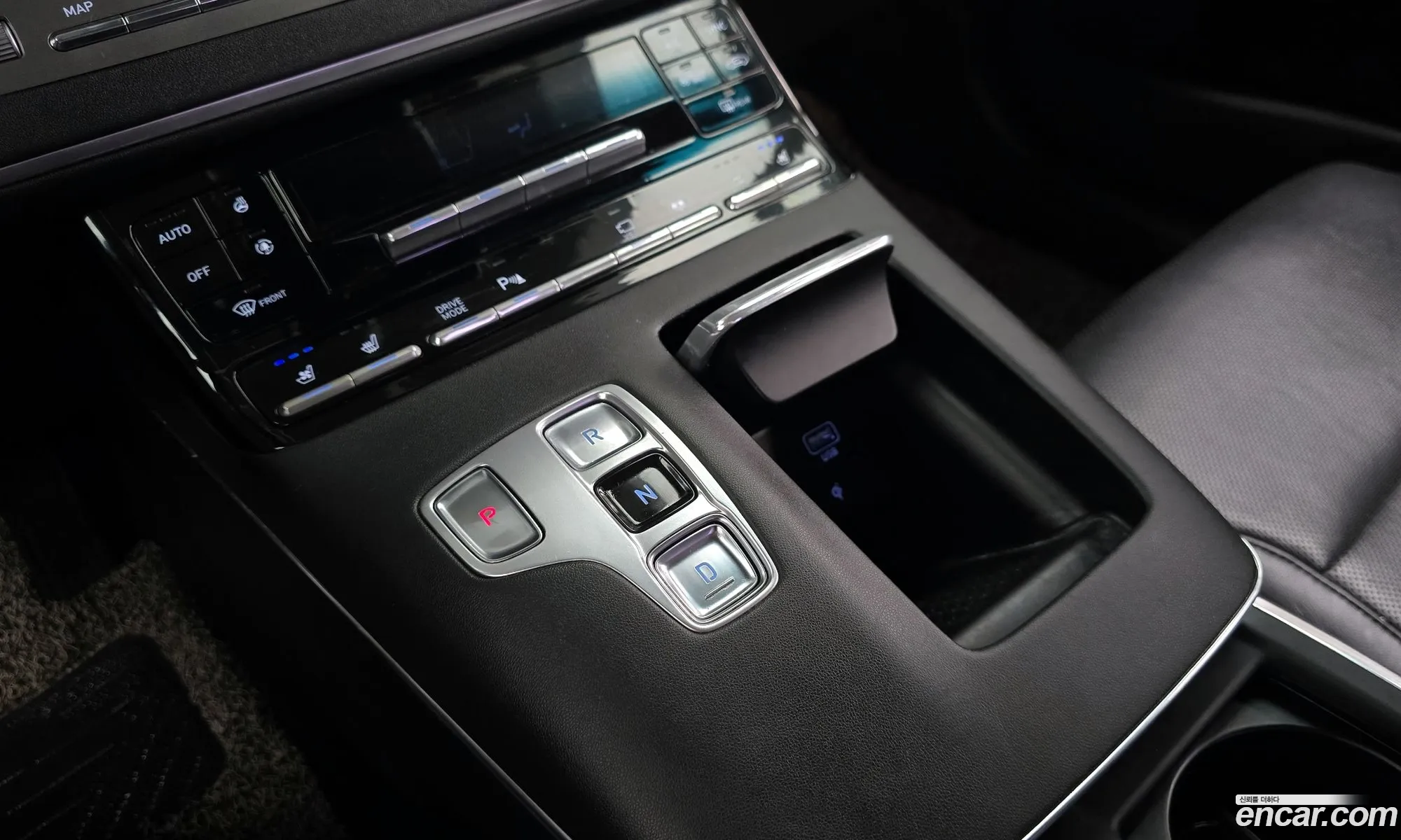 Hyundai Grandeur IG Hybrid 2021 — 27