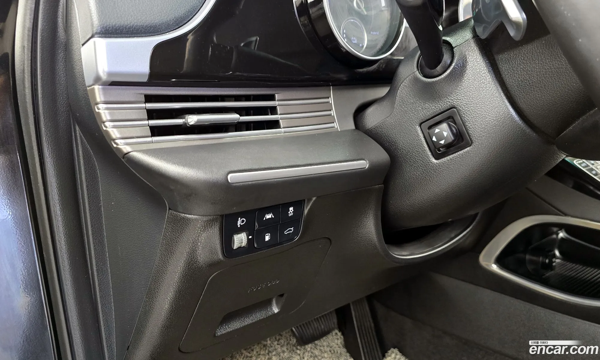 Hyundai Grandeur IG Hybrid 2021 — 30