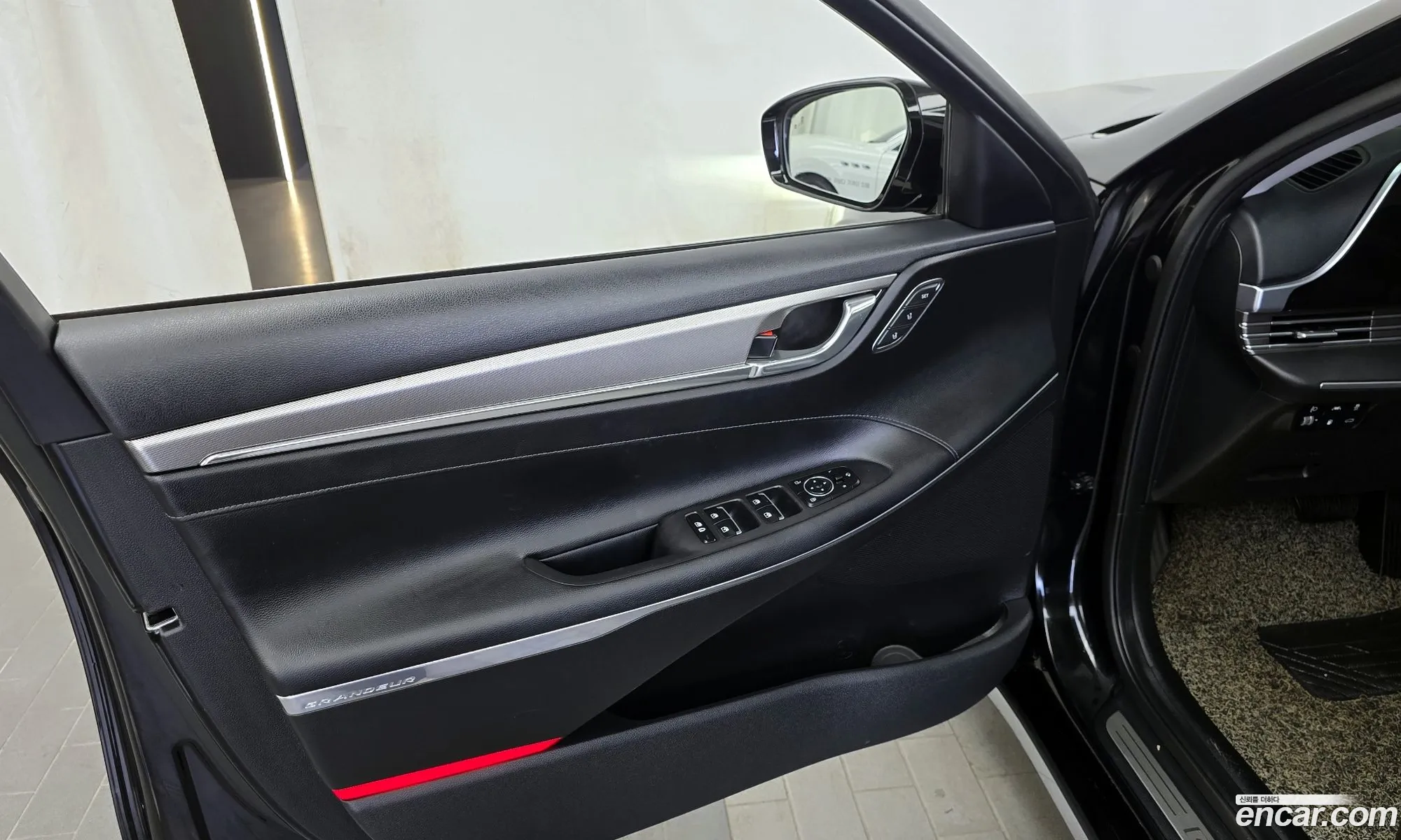 Hyundai Grandeur IG Hybrid 2021 — 31