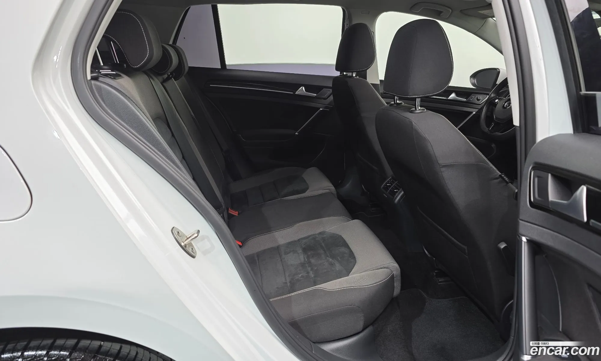 Volkswagen Golf 7th Gen 2014 — 13