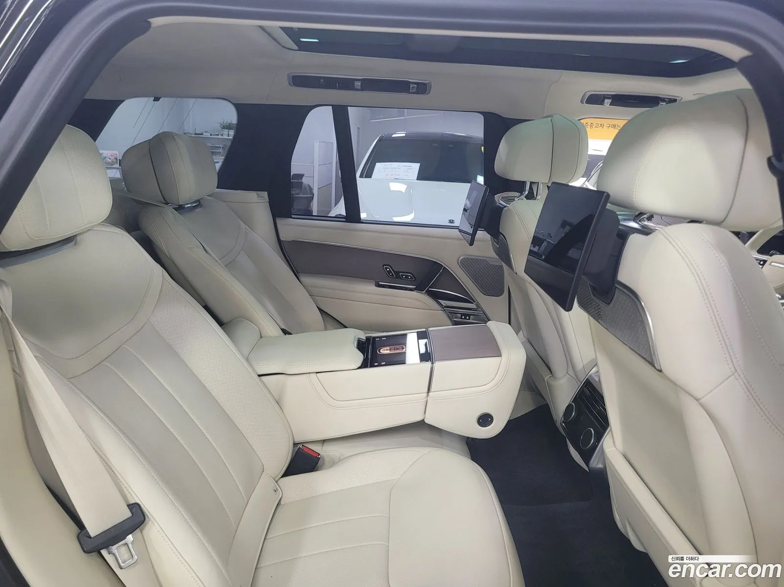 Land Rover Range Rover 2025 — 7