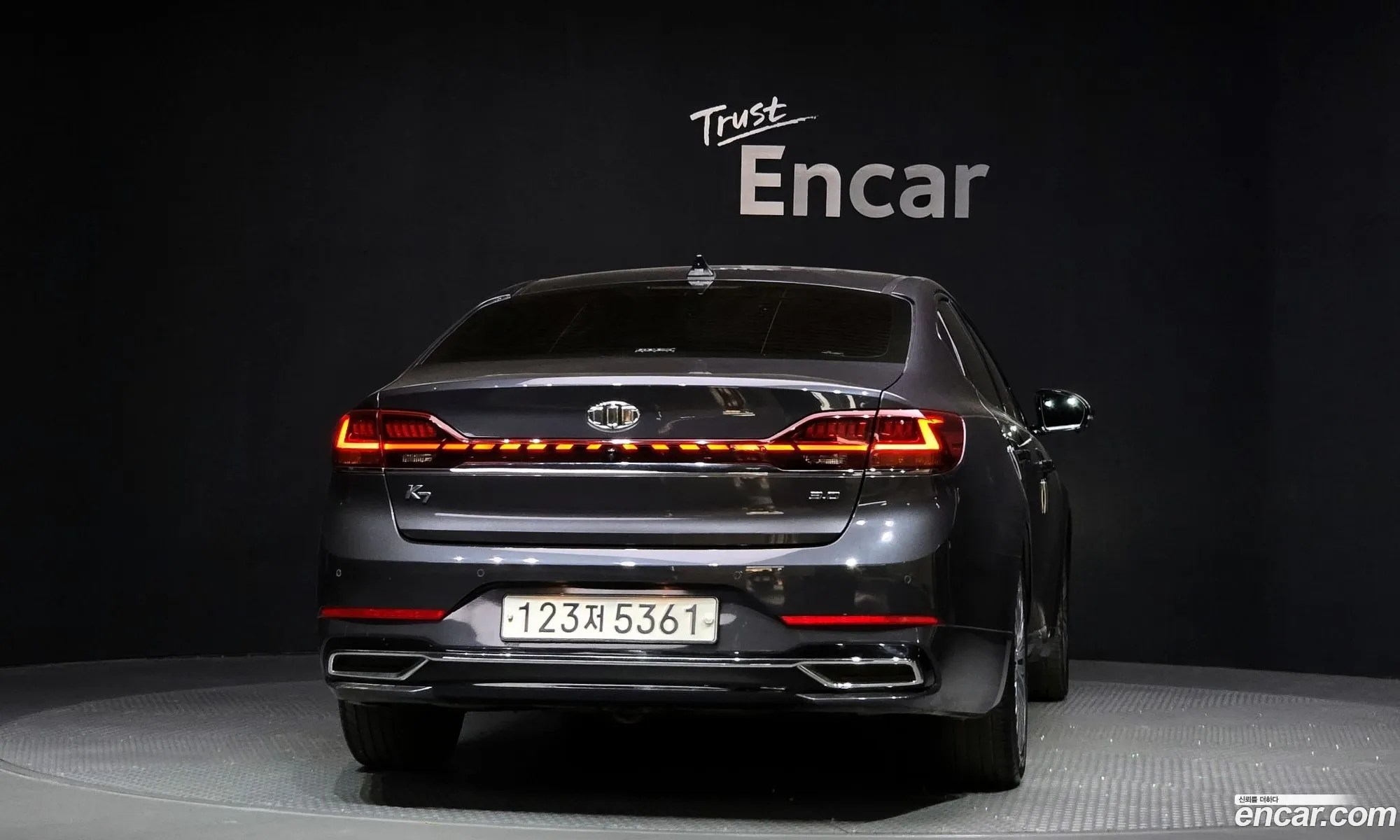 Kia K7 Premier 2020 — 17