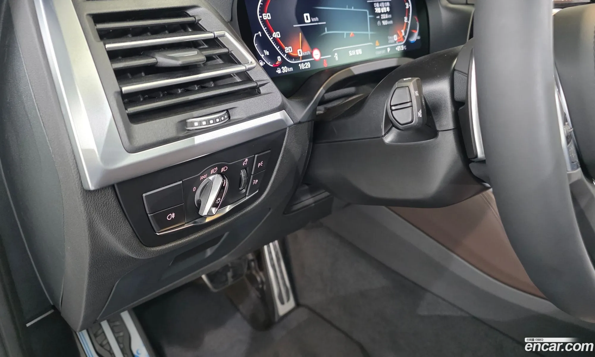 BMW X4 2025 WBA41DT03S9087700 — 19