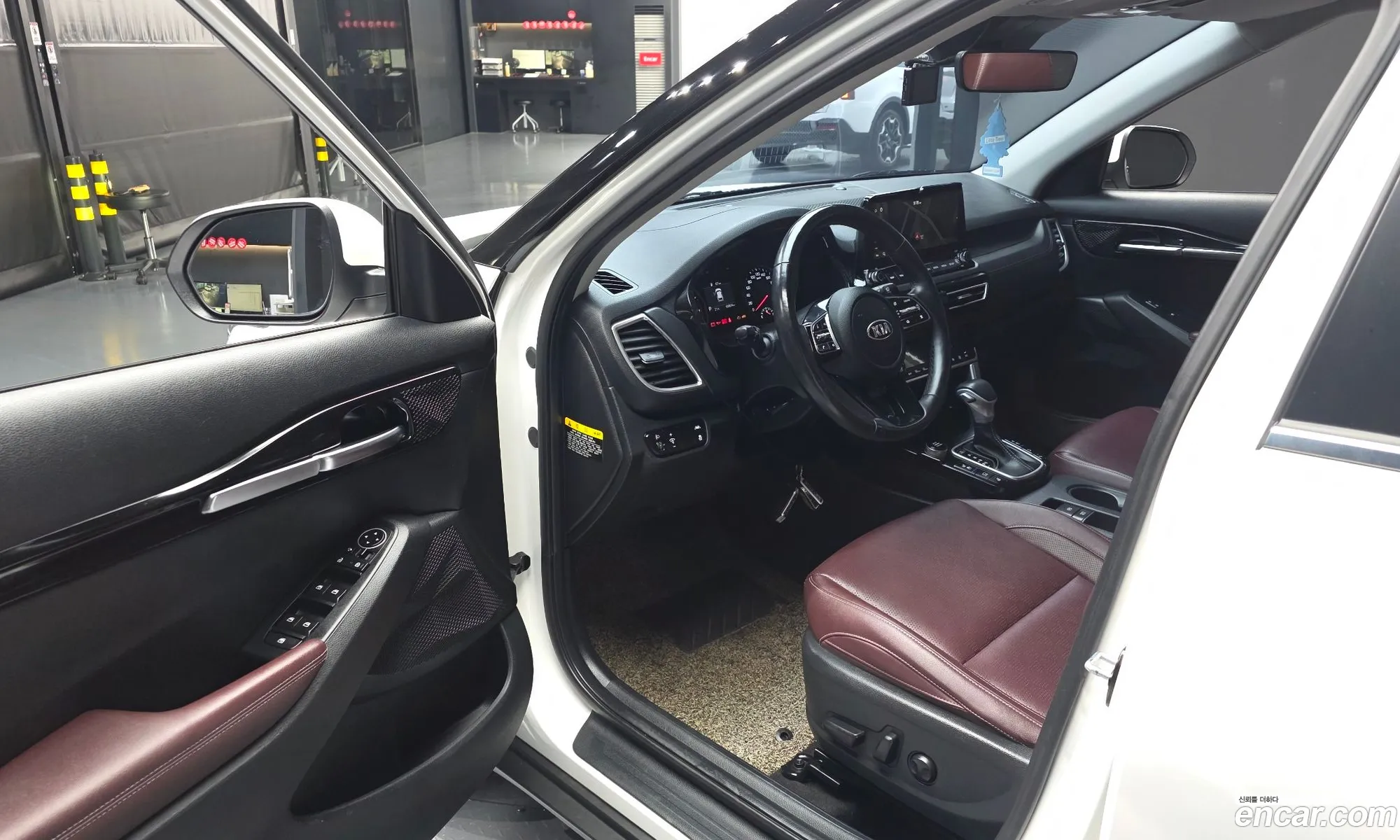 Kia Seltos 2019 — 7