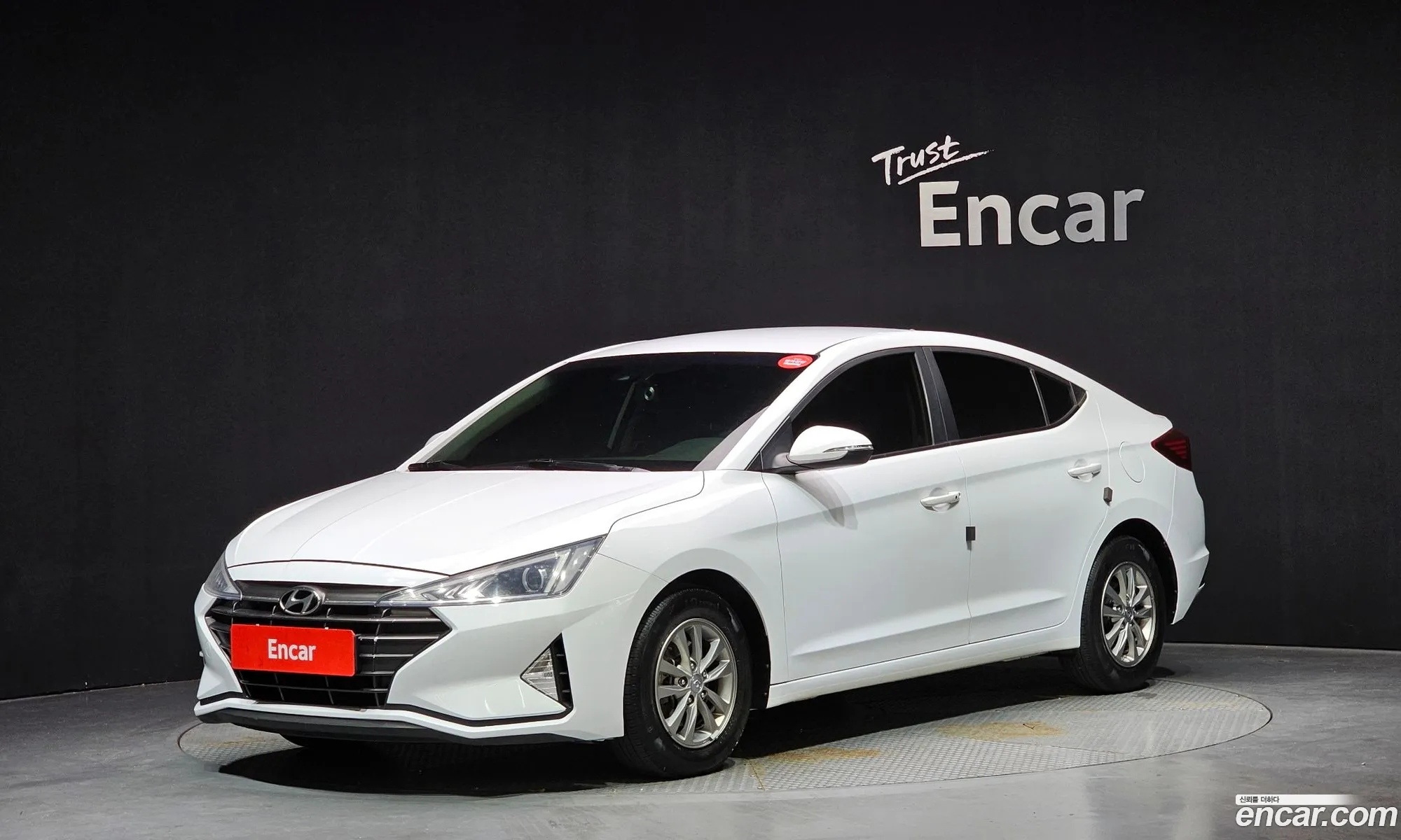 Hyundai Elantra AD 2019 — 19