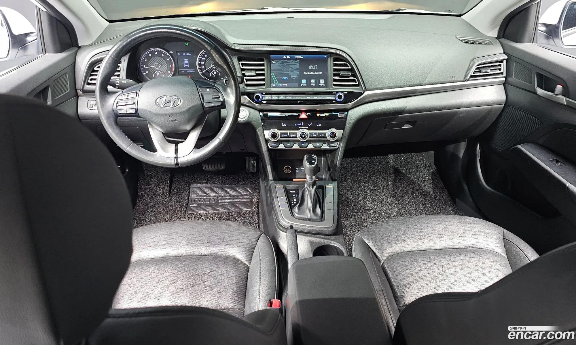 Hyundai Elantra AD 2019 — 17