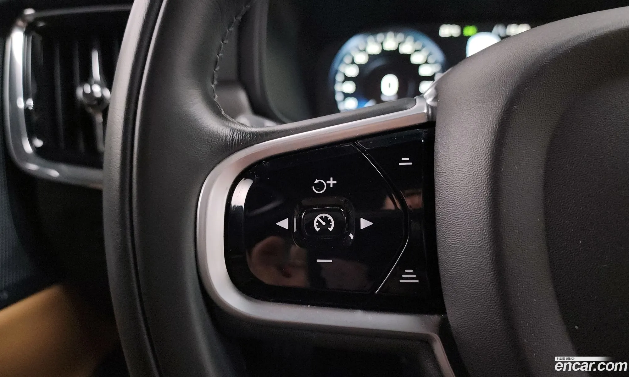 Volvo V90 Cross Country 2018 — 15