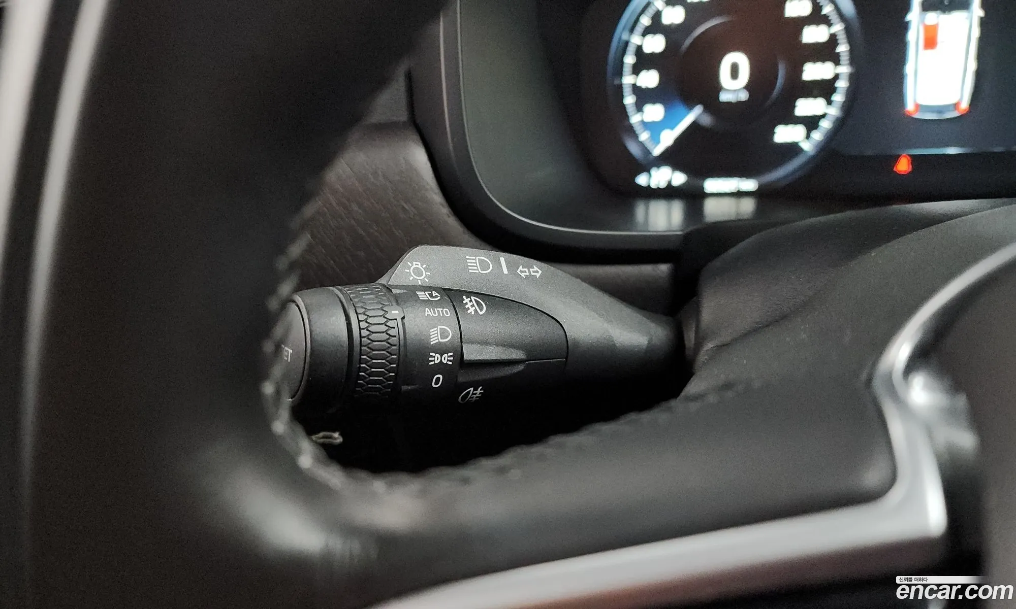 Volvo V90 Cross Country 2018 — 2