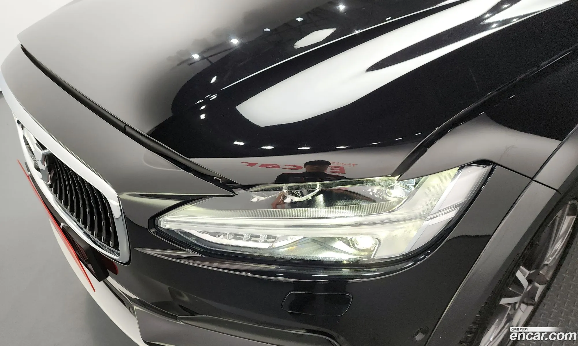 Volvo V90 Cross Country 2018 — 29