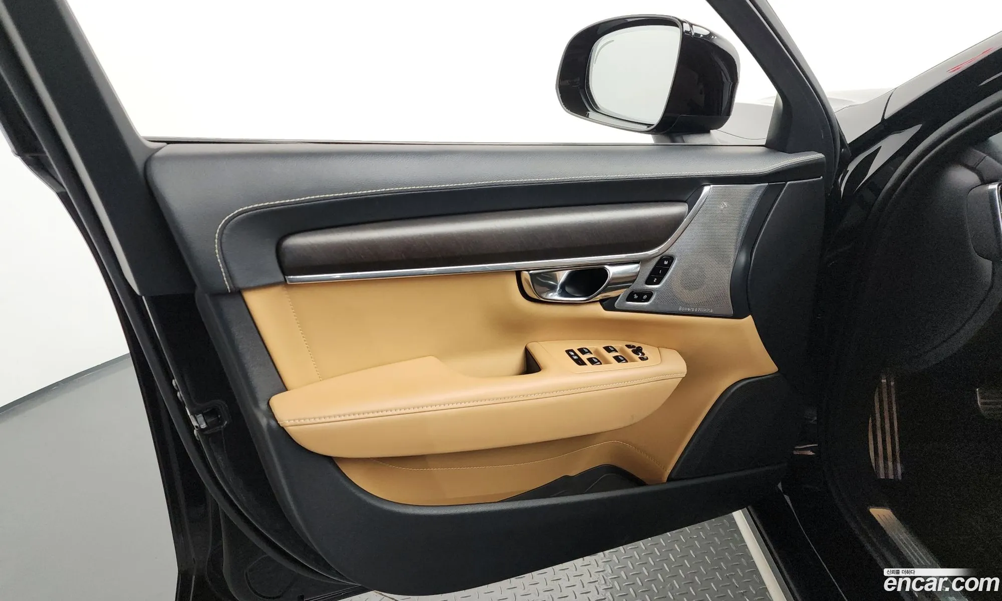 Volvo V90 Cross Country 2018 — 11