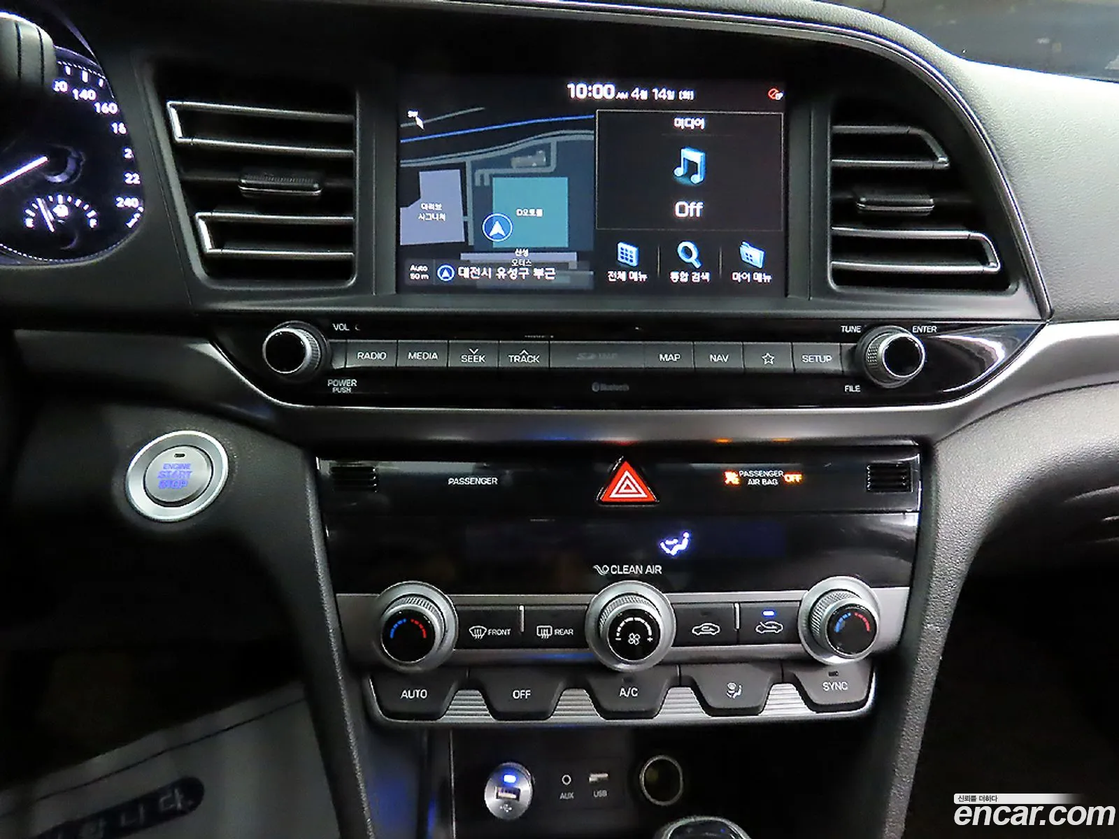 Hyundai Elantra AD 2020 — 18