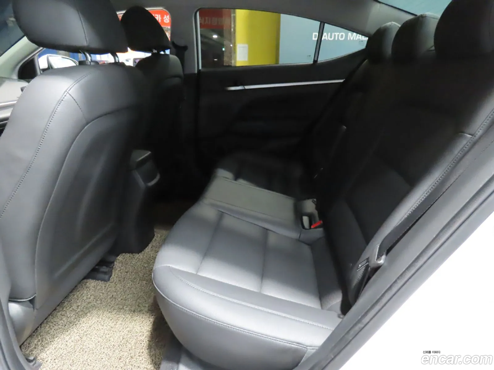 Hyundai Elantra AD 2020 — 15