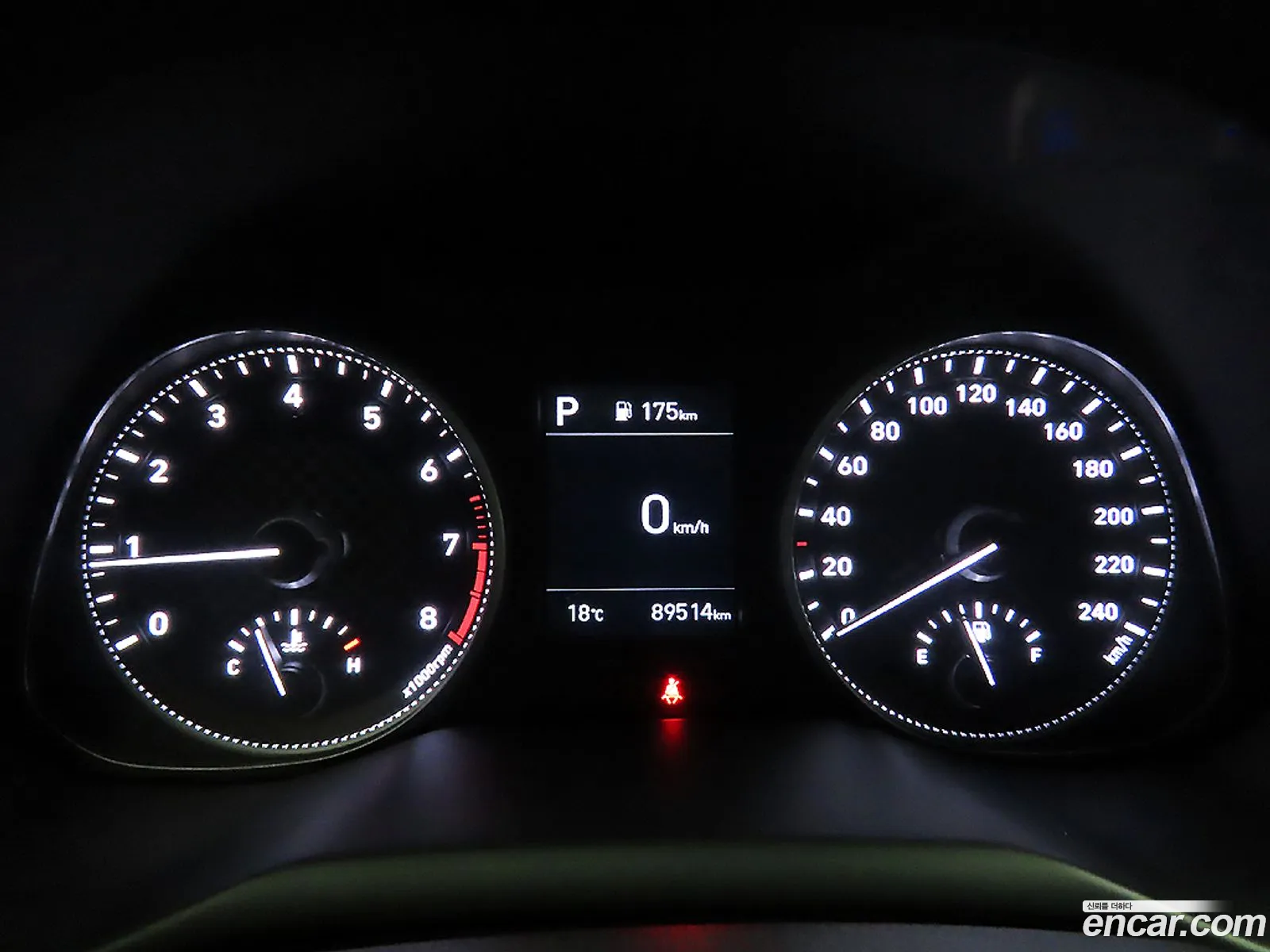 Hyundai Elantra AD 2020 — 14
